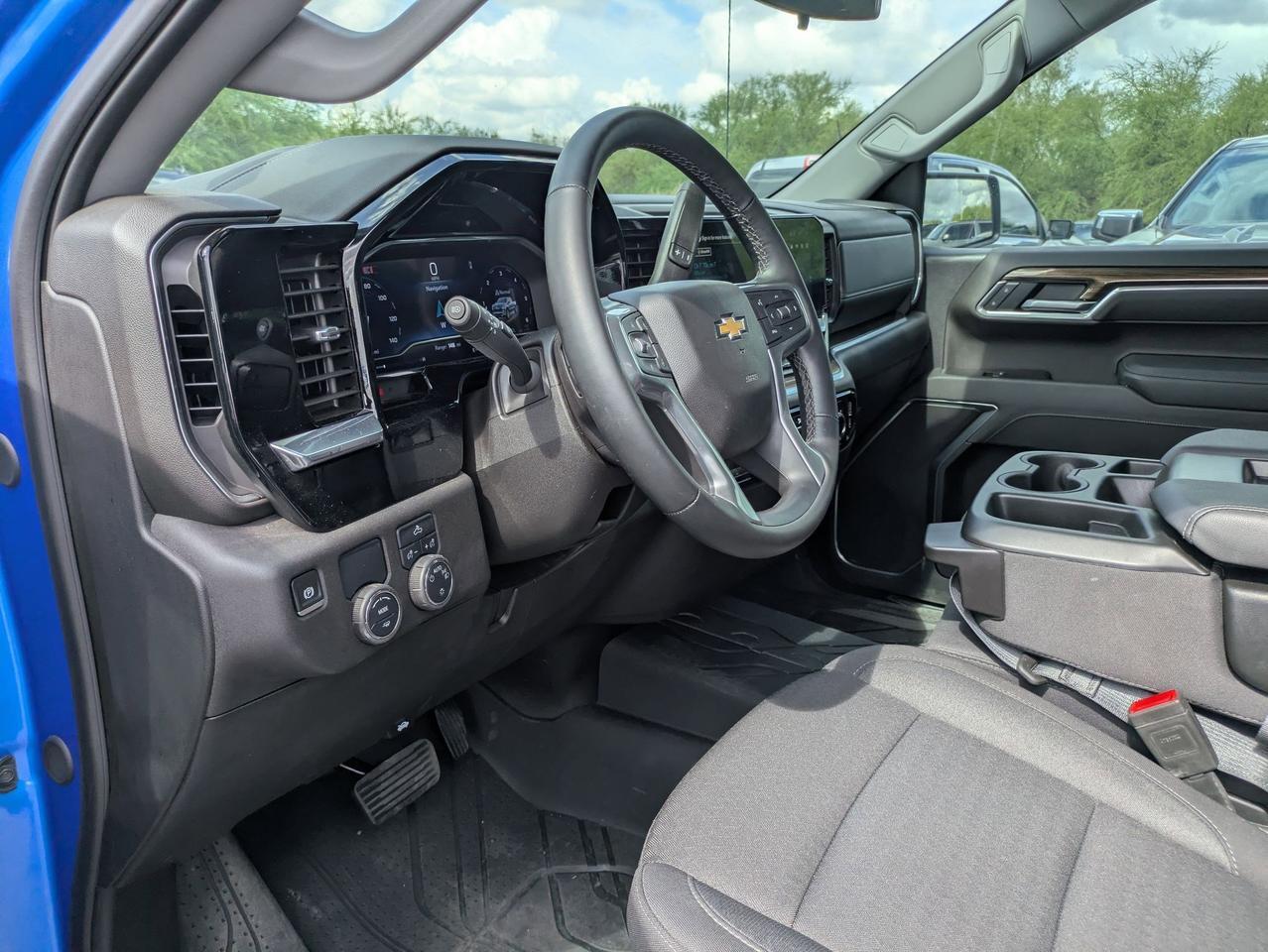 2025 Chevrolet Silverado 1500 LT Castroville TX
