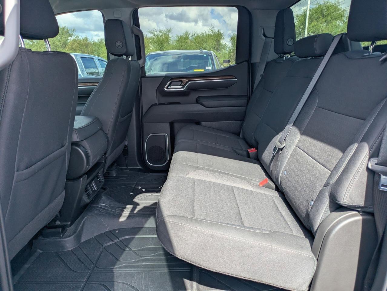 2025 Chevrolet Silverado 1500 LT Castroville TX