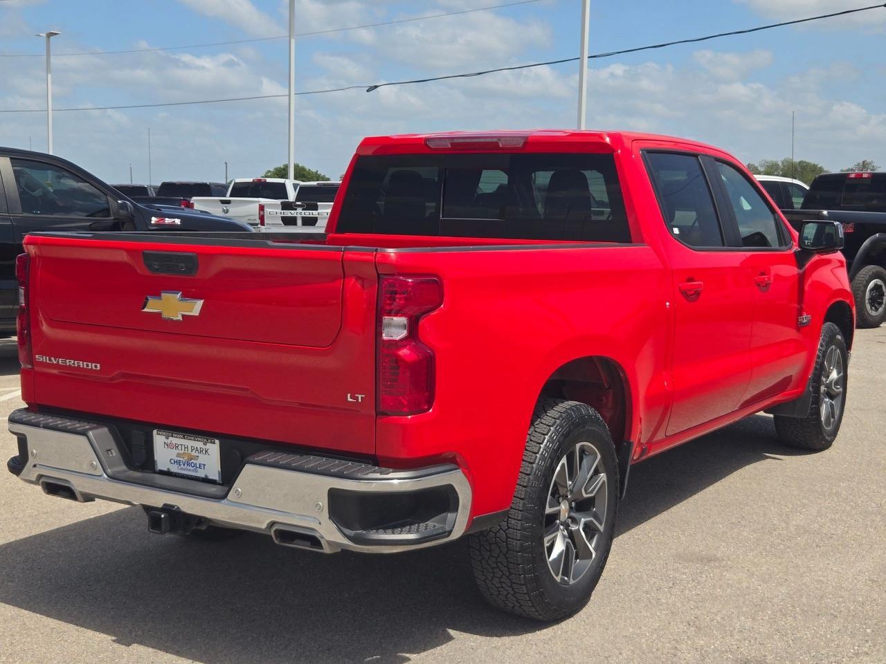 2025 Chevrolet Silverado 1500 LT