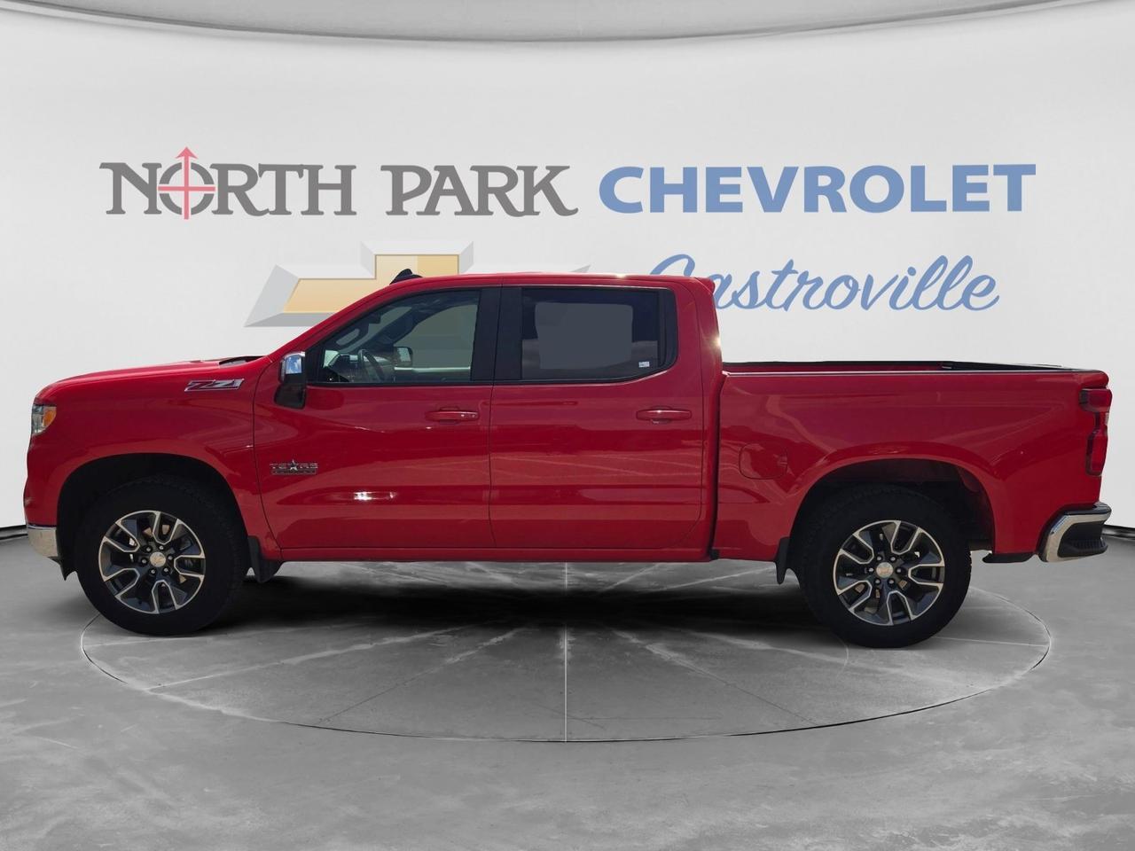 2025 Chevrolet Silverado 1500 LT Castroville TX