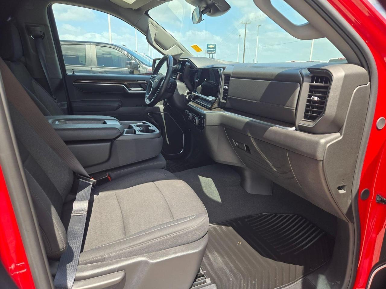 2025 Chevrolet Silverado 1500 LT Castroville TX