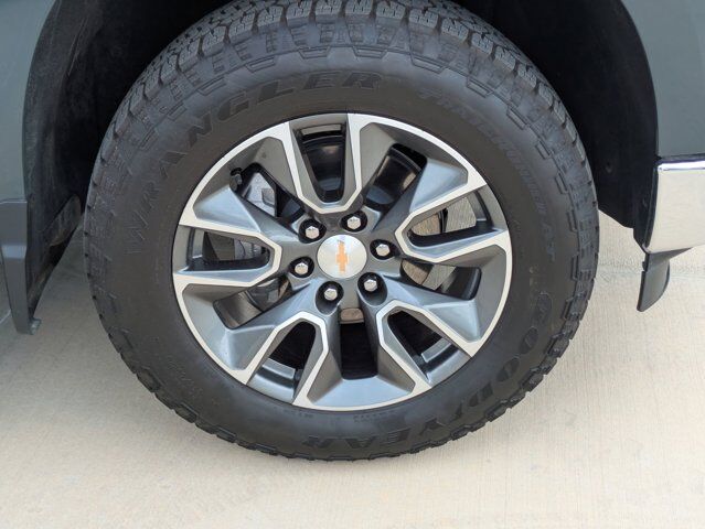 2025 Chevrolet Silverado 1500 LT Castroville TX