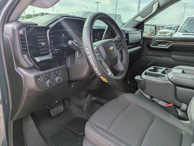 2025 Chevrolet Silverado 1500 LT Castroville TX
