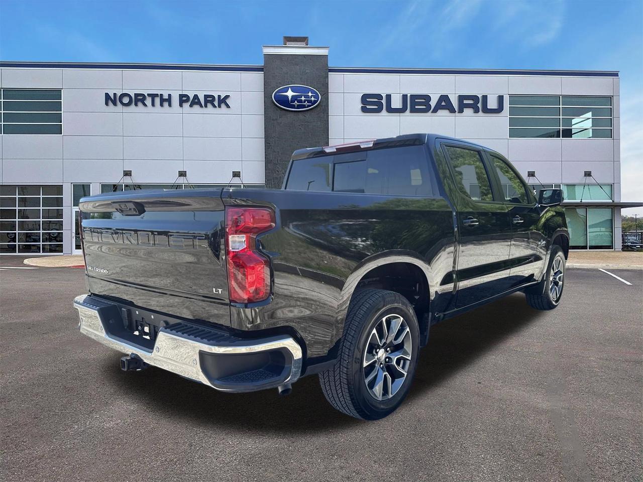 2025 Chevrolet Silverado 1500 LT