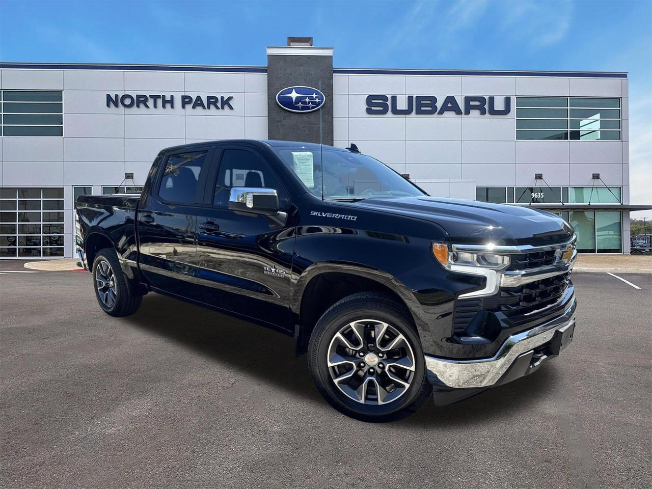 2025 Chevrolet Silverado 1500 LT