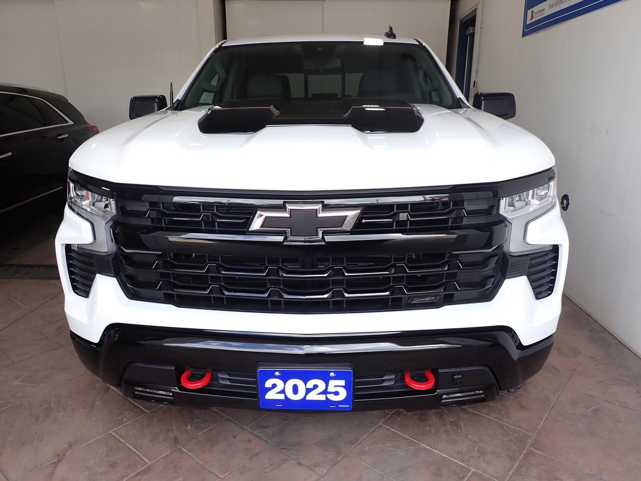 2025 Chevrolet Silverado 1500 LT Trail Boss 4WD *DIESEL* LEATHER Listowel ON