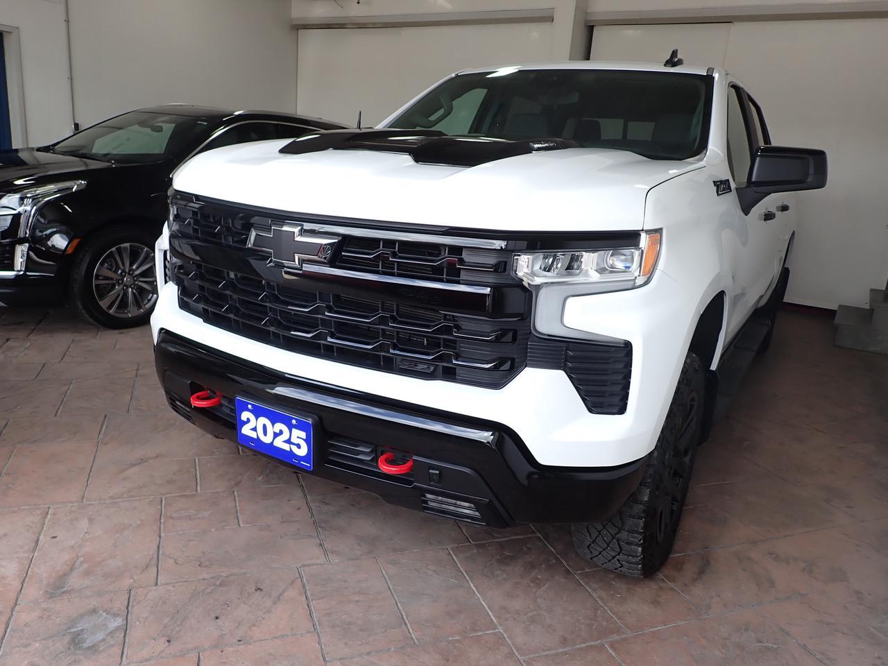 2025 Chevrolet Silverado 1500 LT Trail Boss 4WD *DIESEL* LEATHER Listowel ON