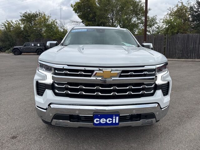 2025 Chevrolet Silverado 1500 LTZ