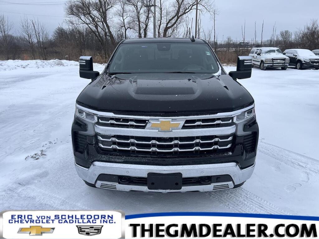 2025 Chevrolet Silverado 1500 LTZ Crew Cab 4WD 3.0L DuramaxDieseI Premium MaxTrlrng TechPkgs w/Sunroof AdptvCrz TraileringMirrors Milwaukee WI