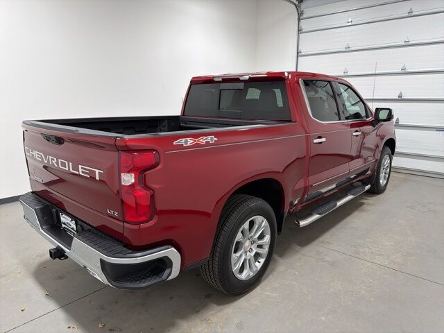 2025 Chevrolet Silverado 1500 LTZ photo 2