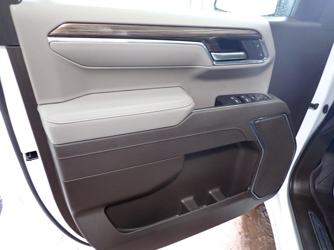 2025 Chevrolet Silverado 1500 RST 4WD CREW CAB NAVI *DIESEL* 5'8" BOX Listowel ON