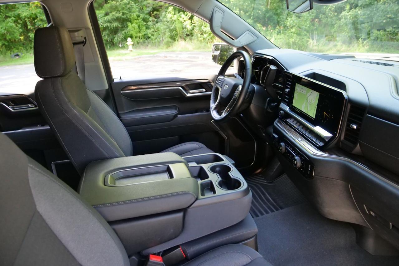 2025 Chevrolet Silverado 1500 RST 4X4 / 5.3L V8 / Heated Front Seats! High Point NC