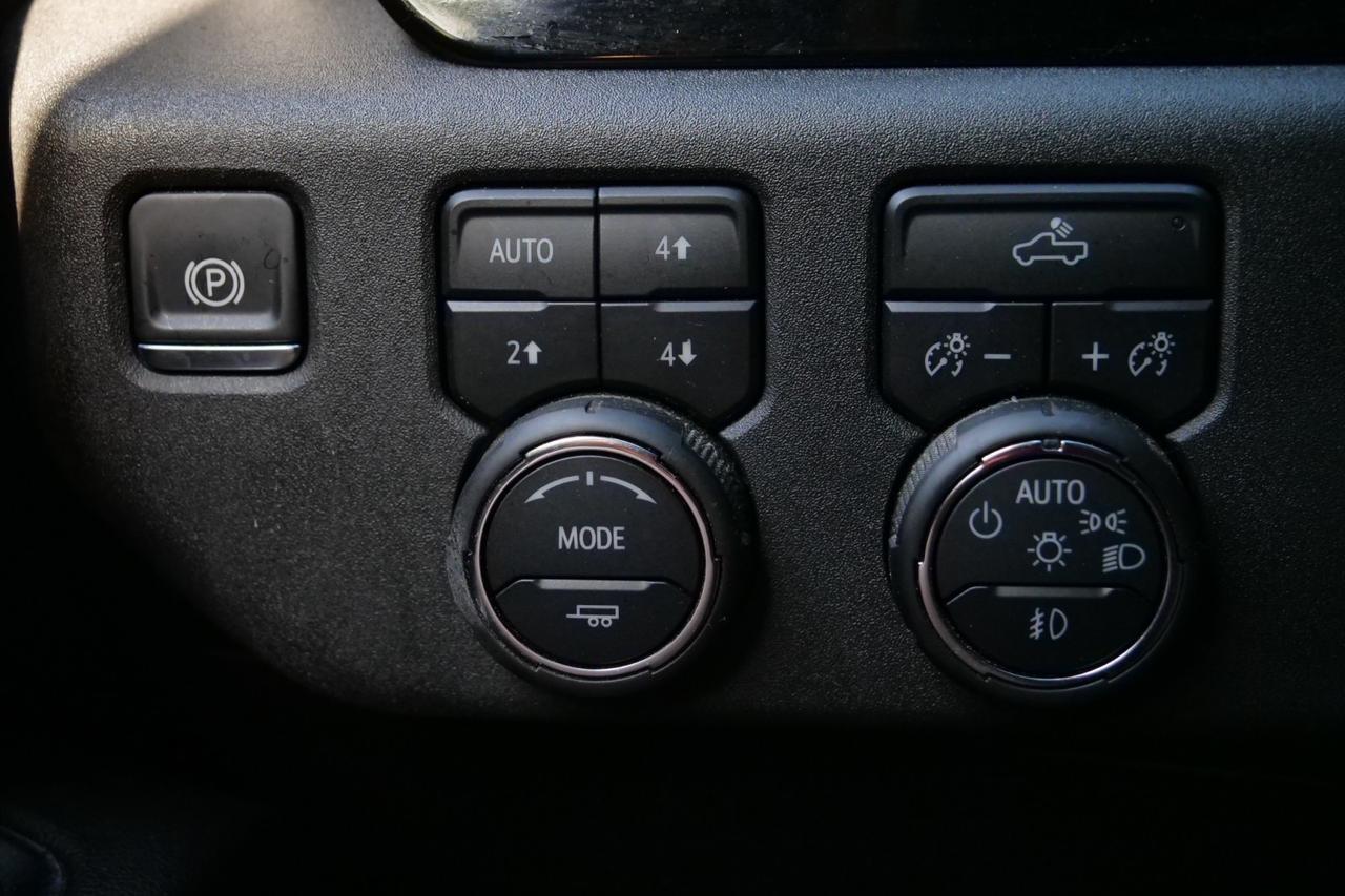 2025 Chevrolet Silverado 1500 RST 4X4 / 5.3L V8 / Heated Front Seats! High Point NC