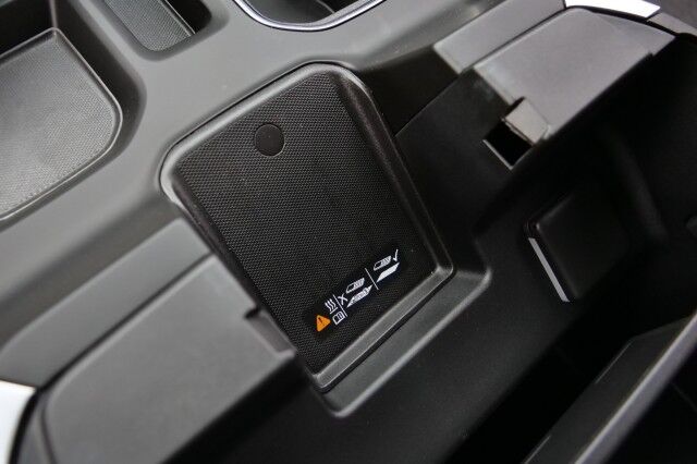 2025 Chevrolet Silverado 1500 RST 4X4 / Z71 Off Road / 5.3L V8 / New Tires! High Point NC