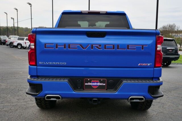 2025 Chevrolet Silverado 1500 RST 4X4 / Z71 Off Road / 5.3L V8 / New Tires! High Point NC