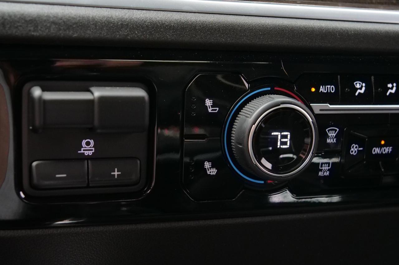 2025 Chevrolet Silverado 1500 RST 4X4 / Z71 Off Road / 5.3L V8 / New Tires! Lincolnton NC