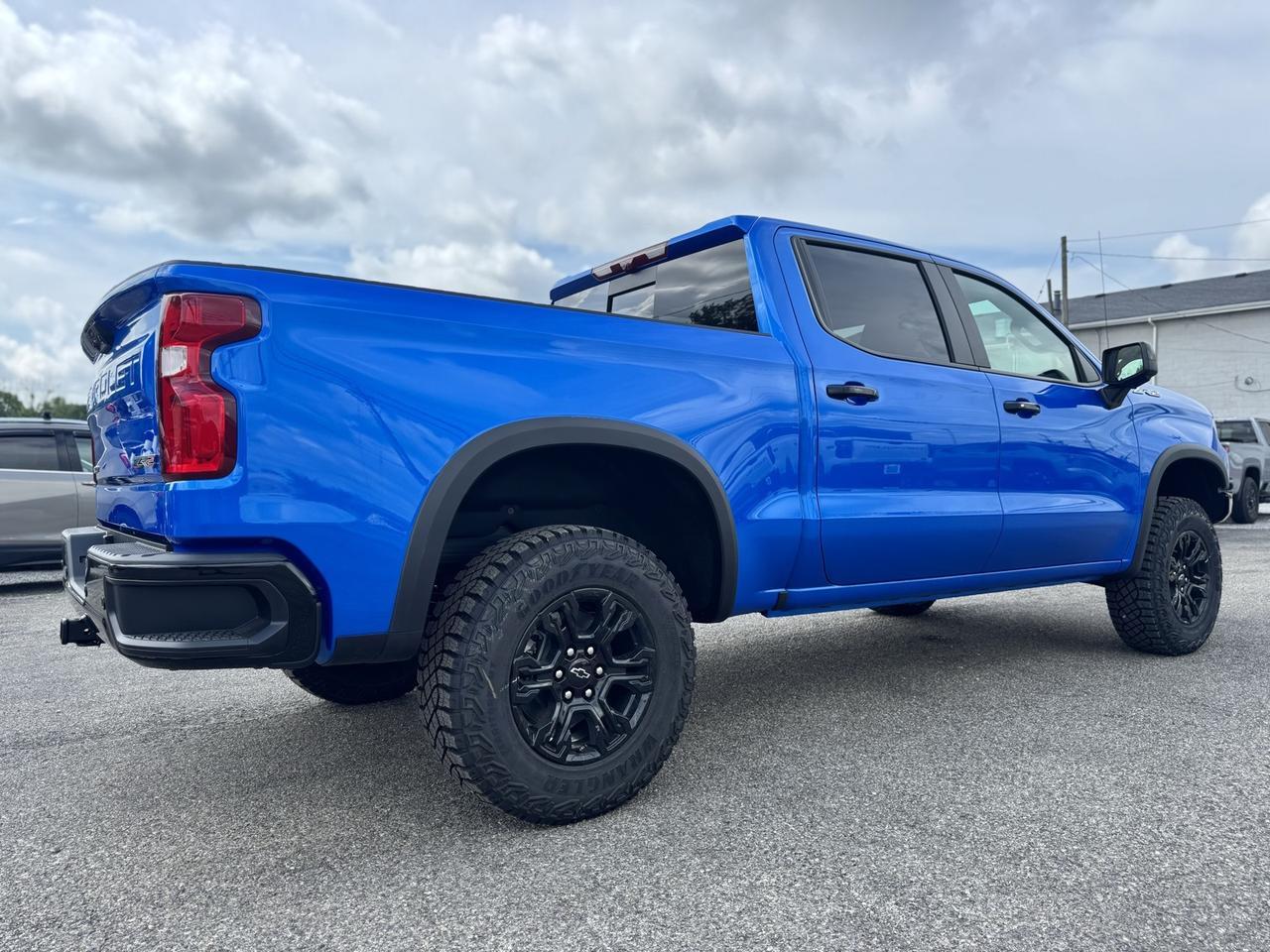 2025 Chevrolet Silverado 1500 ZR2 Crestwood KY