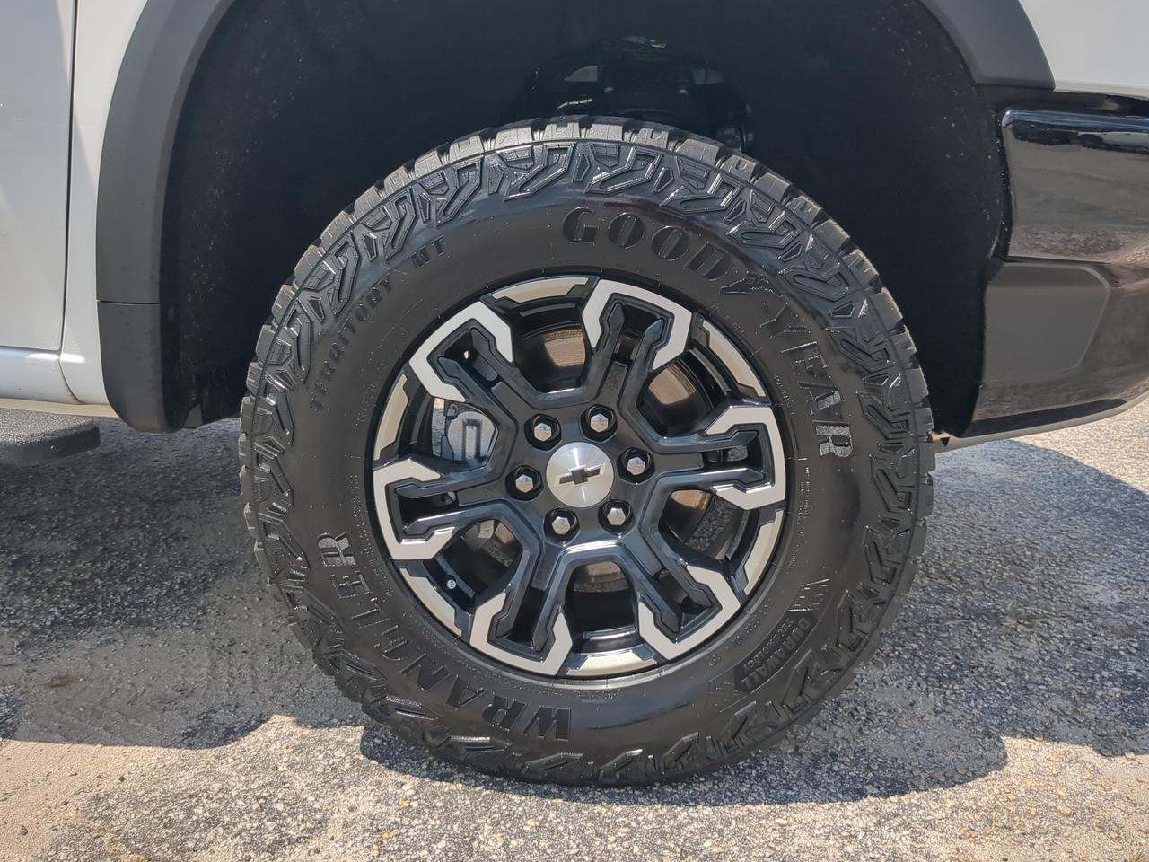 2025 Chevrolet Silverado 1500 ZR2 Appleton WI