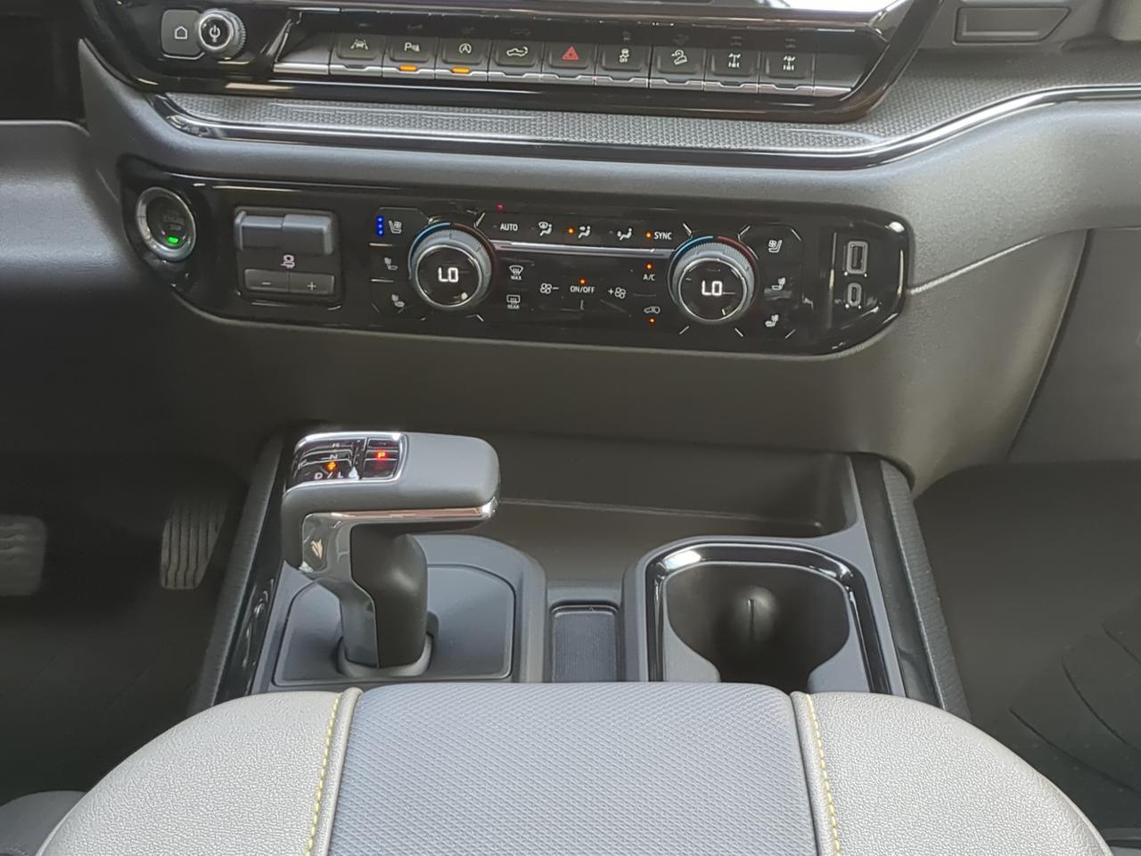2025 Chevrolet Silverado 1500 ZR2 Appleton WI