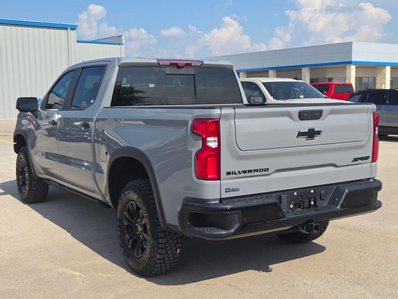 2025 Chevrolet Silverado 1500 ZR2 Castroville TX