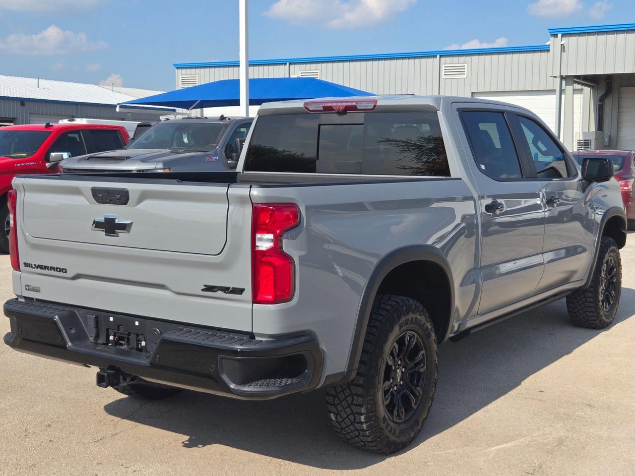 2025 Chevrolet Silverado 1500 ZR2