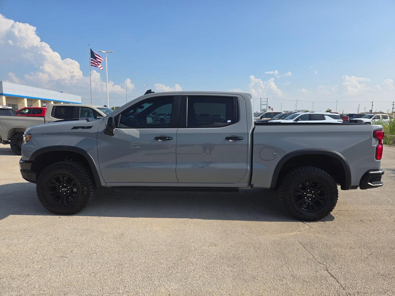 2025 Chevrolet Silverado 1500 ZR2 Castroville TX