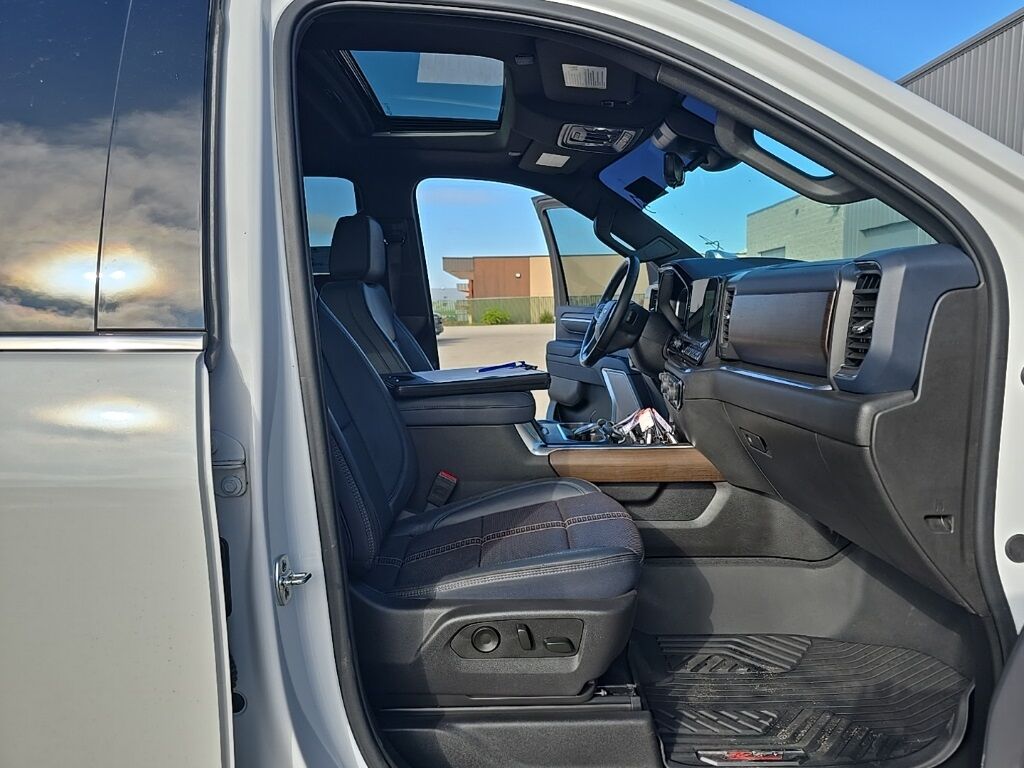 2025 Chevrolet Silverado 2500HD 4x4 Crew Cab High Country Fond du Lac WI