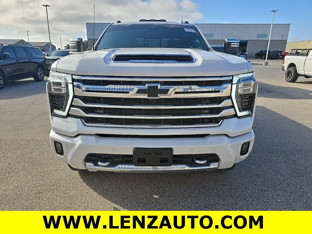 2025 Chevrolet Silverado 2500HD 4x4 Crew Cab High Country Fond du Lac WI