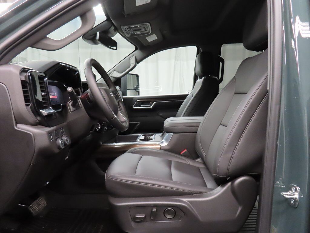 2025 Chevrolet Silverado 2500HD 4x4 Crew Cab LT Fond du Lac WI