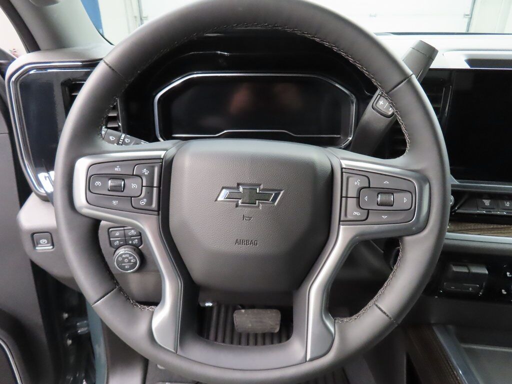 2025 Chevrolet Silverado 2500HD 4x4 Crew Cab LT Fond du Lac WI