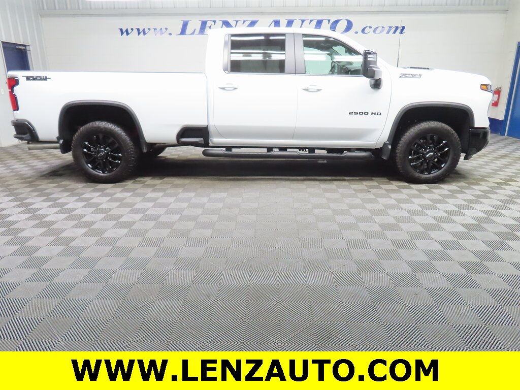 2025 Chevrolet Silverado 2500HD 4x4 Crew Cab LT