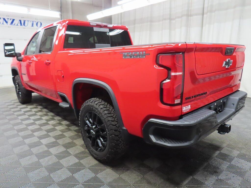 2025 Chevrolet Silverado 2500HD 4x4 Crew Cab LT Fond du Lac WI