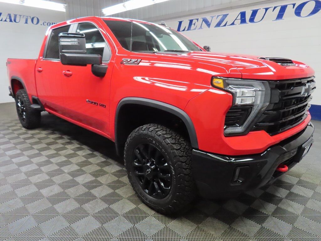 2025 Chevrolet Silverado 2500HD 4x4 Crew Cab LT Fond du Lac WI