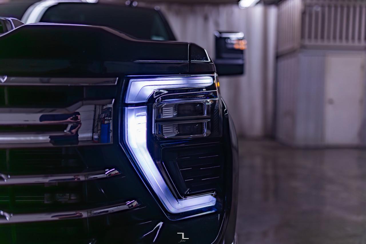 2025 Chevrolet Silverado 2500HD 4x4 Crew Cab LTZ Diesel Leather Roof Nav BCam Red Deer AB