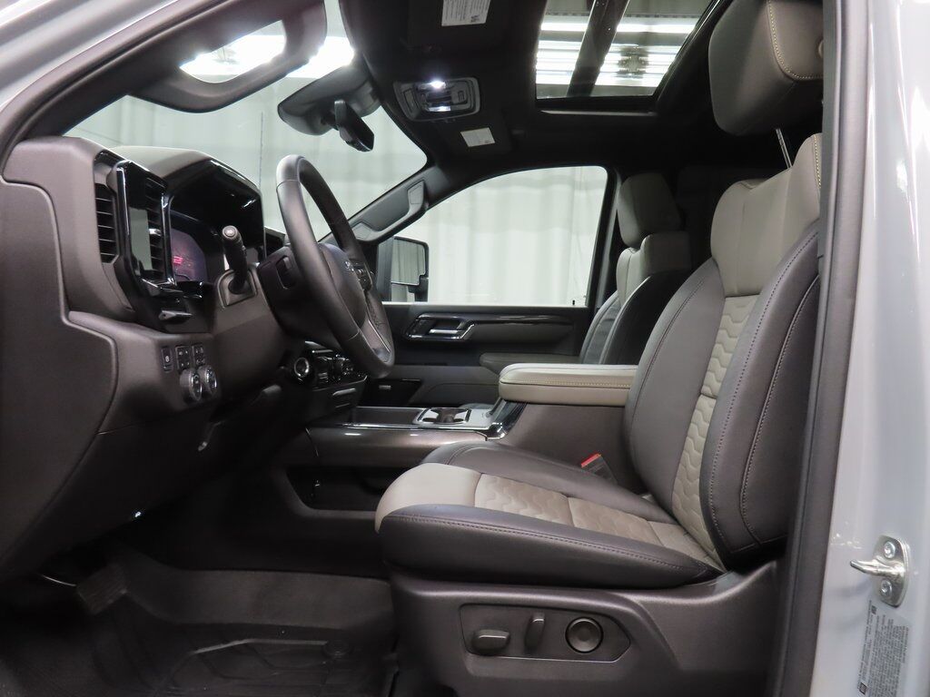 2025 Chevrolet Silverado 2500HD 4x4 Crew Cab ZR2 Fond du Lac WI