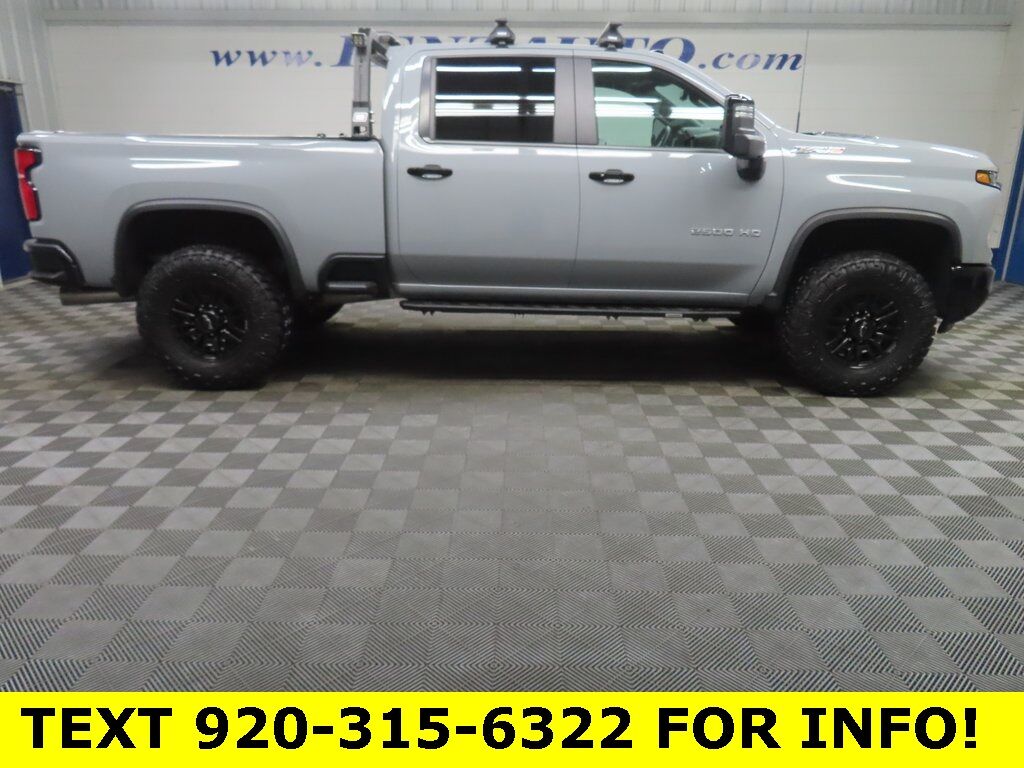 2025 Chevrolet Silverado 2500HD 4x4 Crew Cab ZR2 Fond du Lac WI