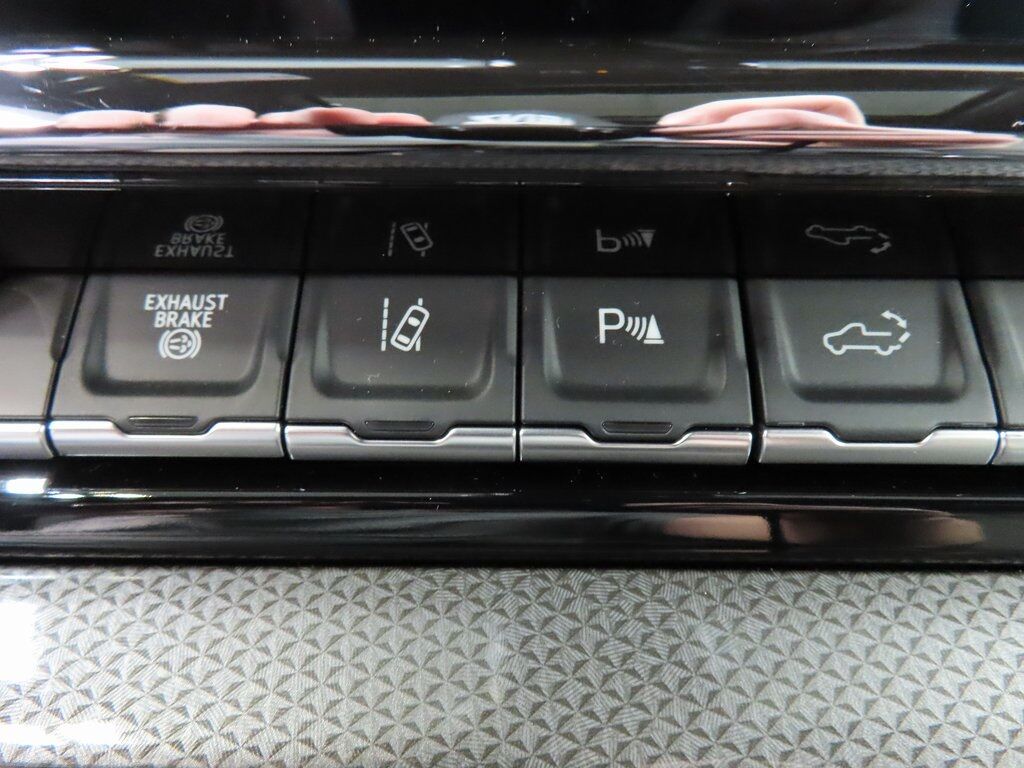 2025 Chevrolet Silverado 2500HD 4x4 Crew Cab ZR2 Fond du Lac WI