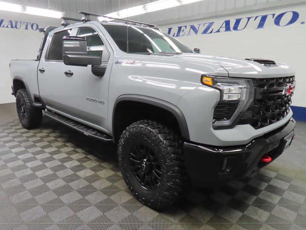 2025 Chevrolet Silverado 2500HD 4x4 Crew Cab ZR2 Fond du Lac WI