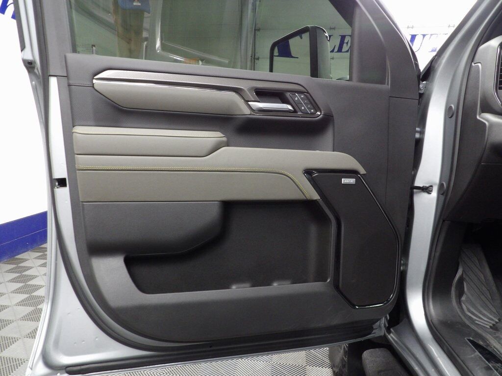 2025 Chevrolet Silverado 2500HD 4x4 Crew Cab ZR2 Fond du Lac WI