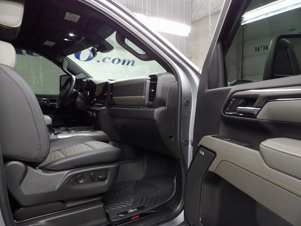 2025 Chevrolet Silverado 2500HD 4x4 Crew Cab ZR2 Fond du Lac WI