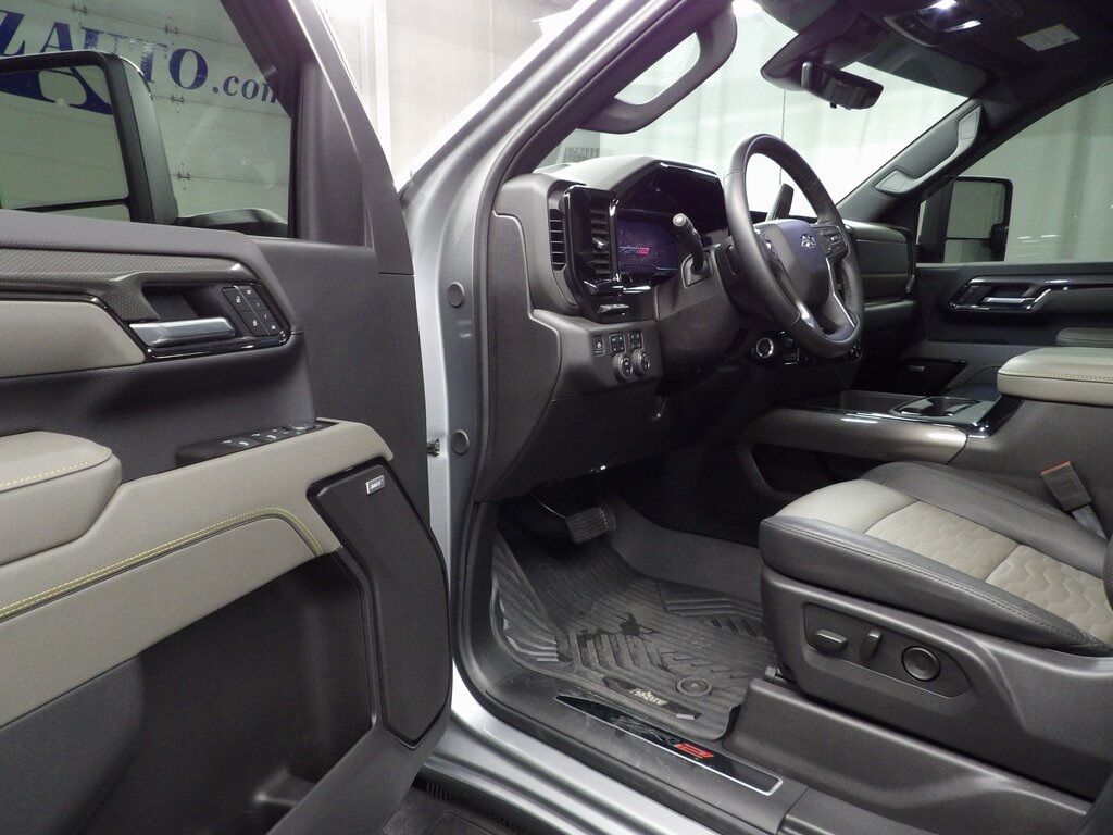 2025 Chevrolet Silverado 2500HD 4x4 Crew Cab ZR2 Fond du Lac WI