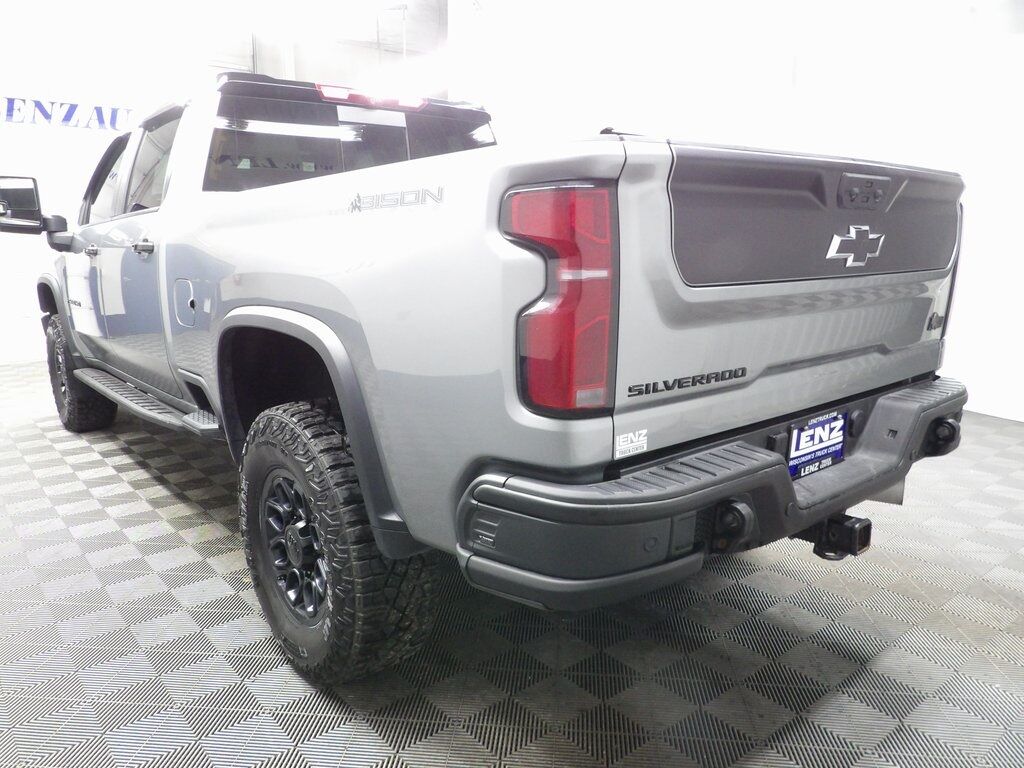 2025 Chevrolet Silverado 2500HD 4x4 Crew Cab ZR2 Fond du Lac WI