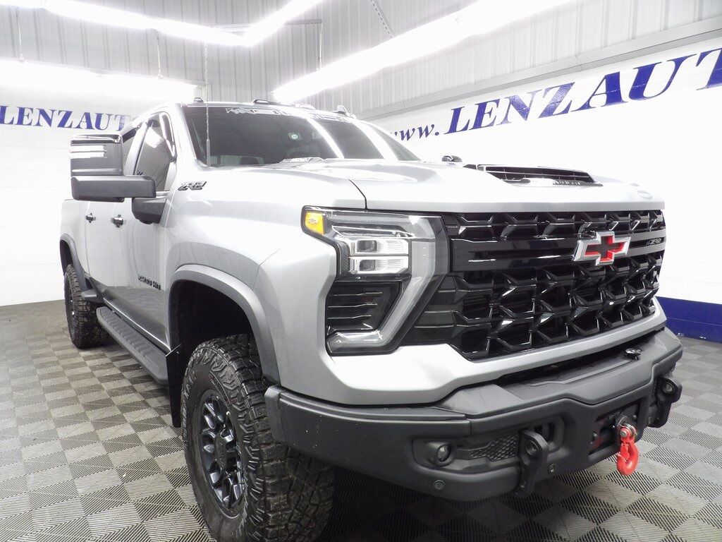 2025 Chevrolet Silverado 2500HD 4x4 Crew Cab ZR2 Fond du Lac WI