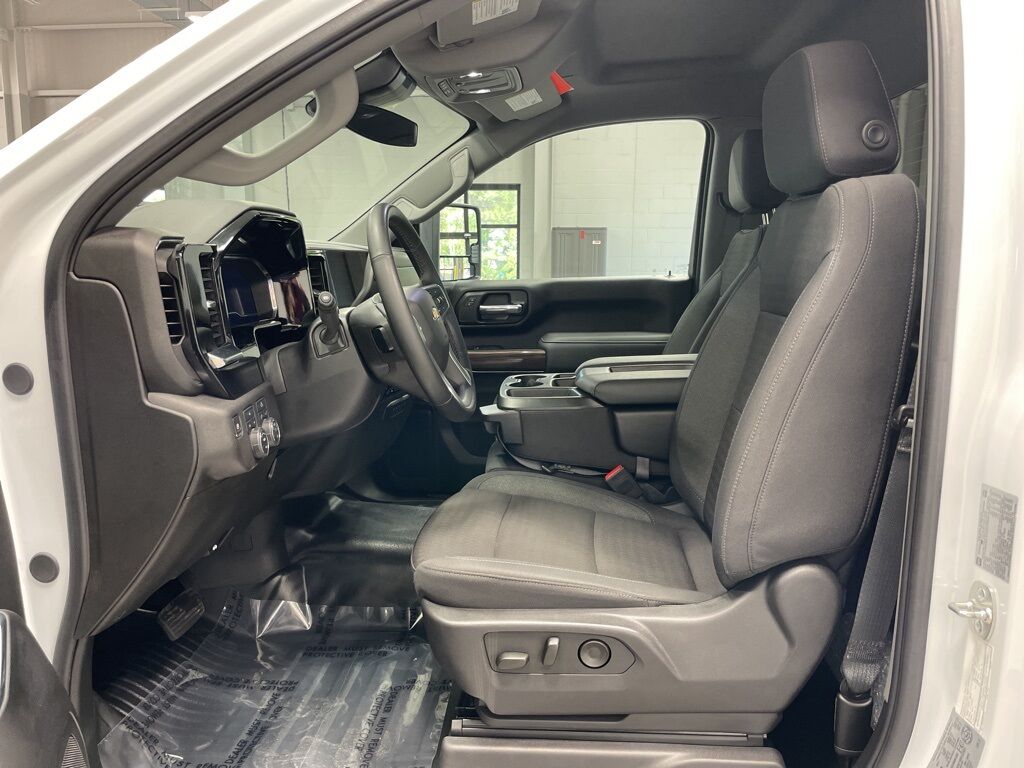 2025 Chevrolet Silverado 2500HD 4x4 Regular Cab LT Minocqua WI