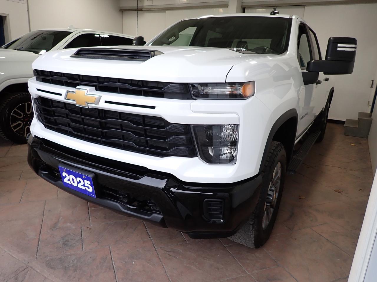 2025 Chevrolet Silverado 2500HD Custom CREW CAB 4WD Listowel ON