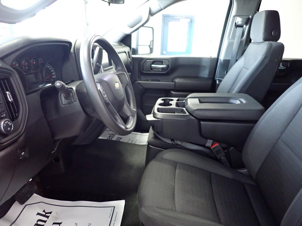 2025 Chevrolet Silverado 2500HD Custom CREW CAB 4WD SHORT BOX Listowel ON