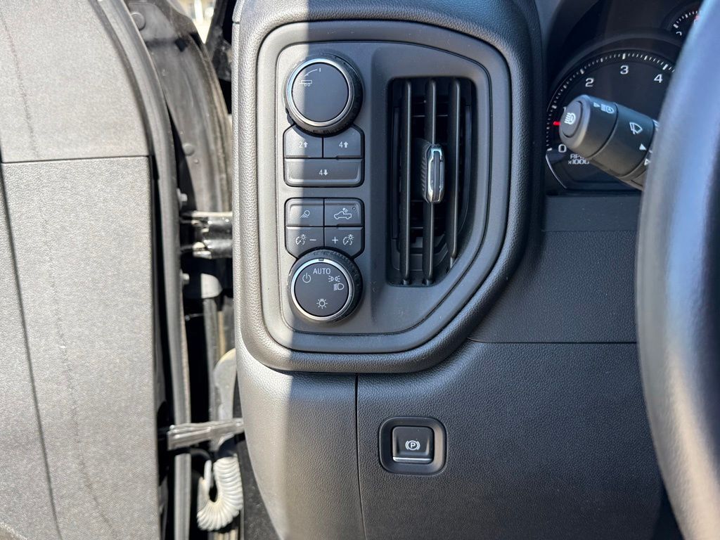 2025 Chevrolet Silverado 2500HD Custom Crestwood KY