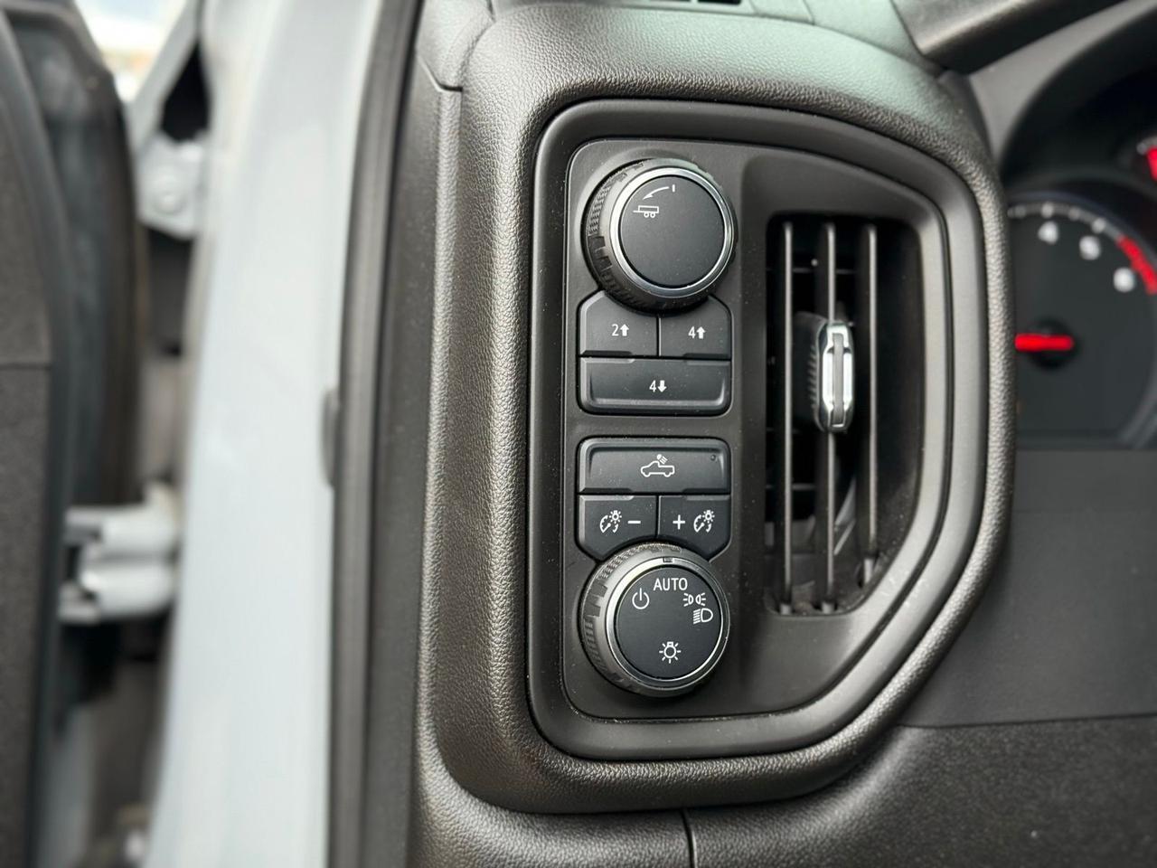 2025 Chevrolet Silverado 2500HD Custom Crestwood KY