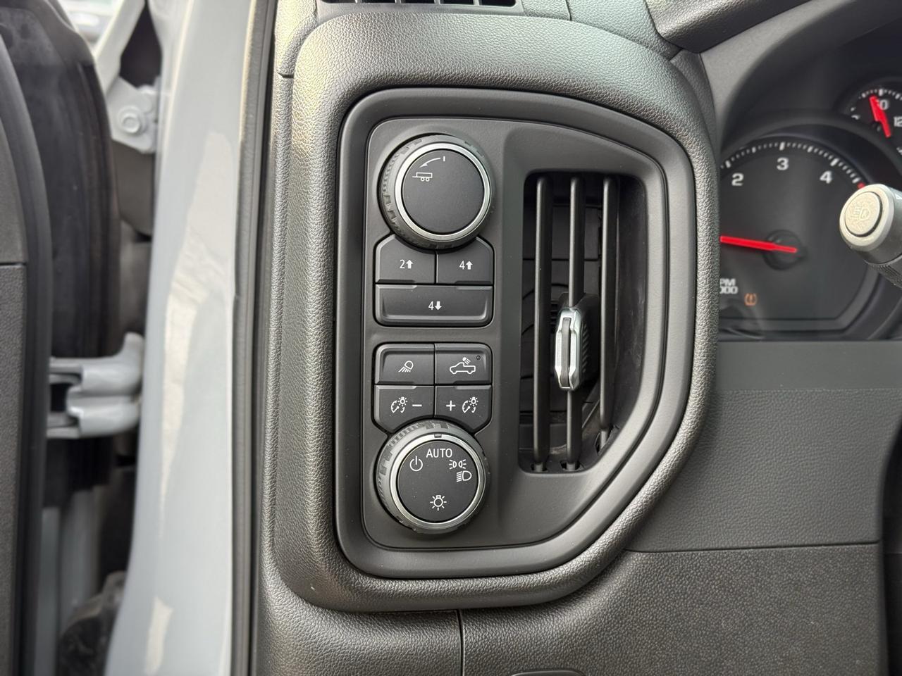 2025 Chevrolet Silverado 2500HD Custom Crestwood KY