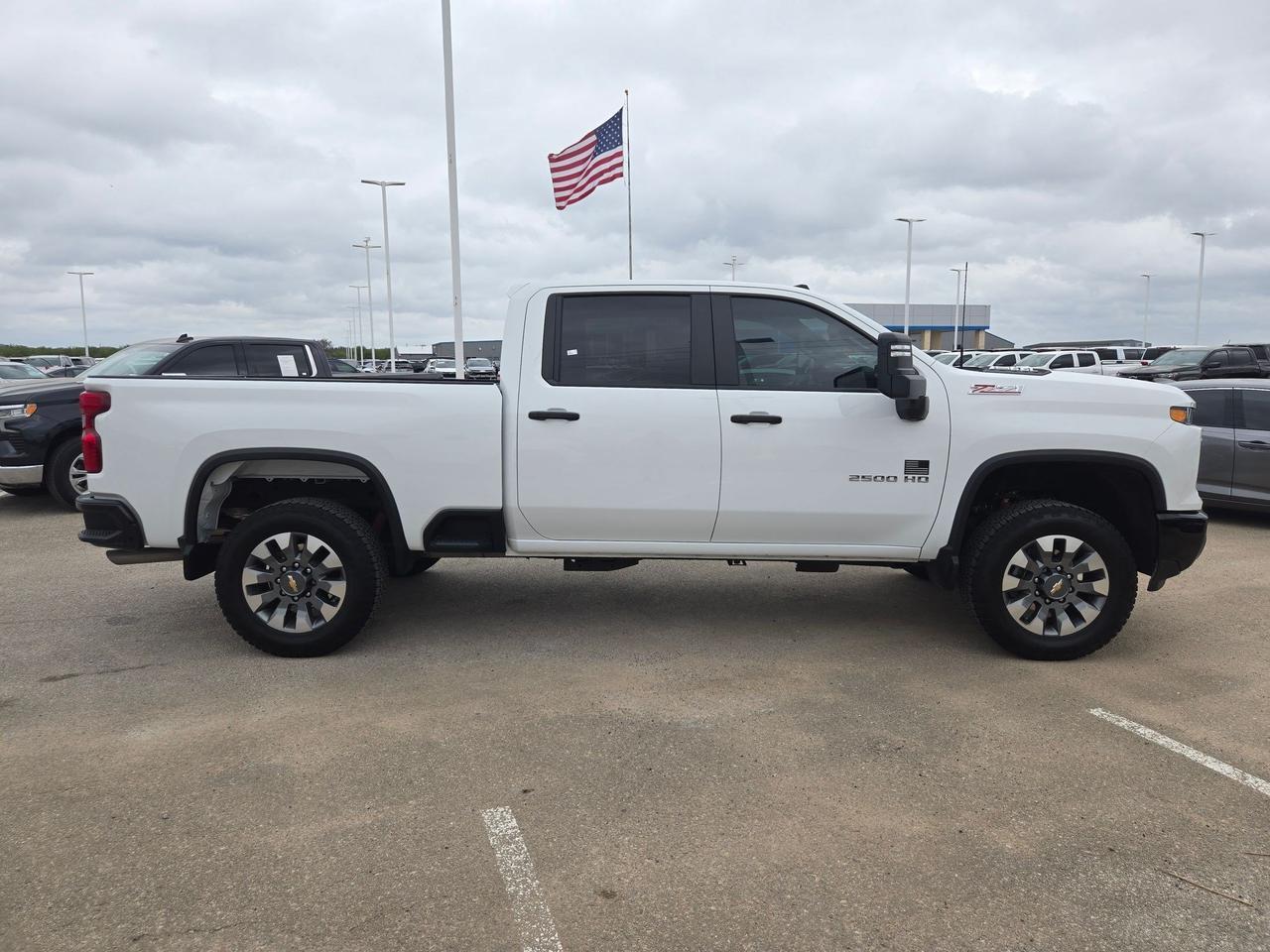 2025 Chevrolet Silverado 2500HD Custom